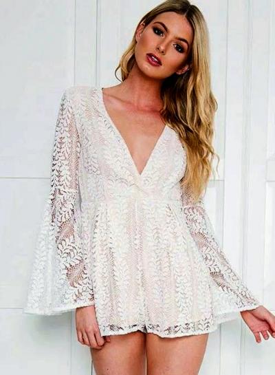 Oasap Color Lace Block V Neck Flare Sleeve Romper
