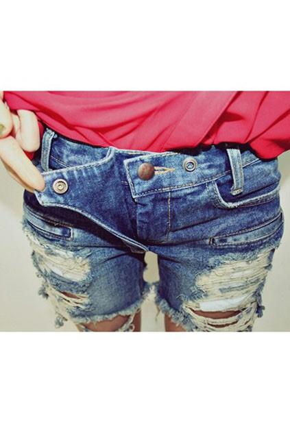 Oasap Raw Edged Trim Worn Finish Shorts With Hole Detail