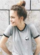 Oasap Fashion Short Sleeve Extra-terrestrial Cropped Tee