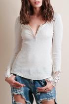 Oasap Fashion Button Front Hollow Out Crochet Paneled Tee