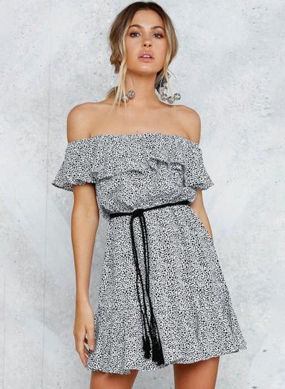 Oasap Polka Dot Slash Neck Flounce Dress