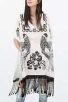 Oasap Vintage Embroidery Batwing Fringed Blouse