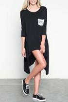 Oasap Solid Color Lace Paneled Asymmetric Hem Tee