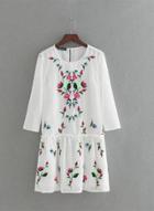 Oasap Round Neck Floral Embroidery Loose Dress
