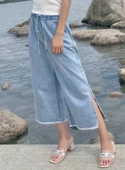 Oasap Fashion Slit Cropped Wide Leg Denim Pants