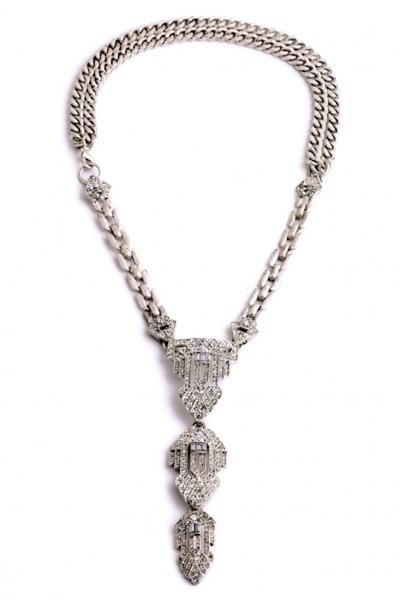 Oasap Silvery Rhinestone Pendent Necklace