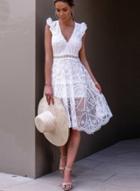 Oasap V Neck Sleeveless Backless Hollow Out Lace Dress