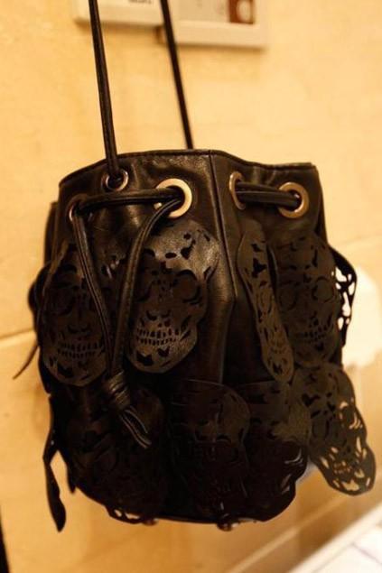 Oasap Skull Applique Drawstring Top Bucket Shoulder Bag