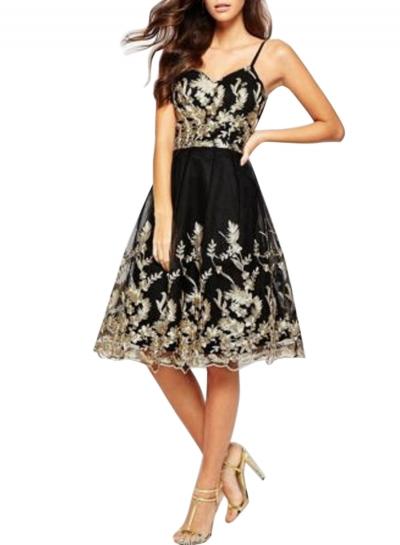 Oasap Women's Fashion Spaghetti Strap Backless Embroidery Cocktail Dress