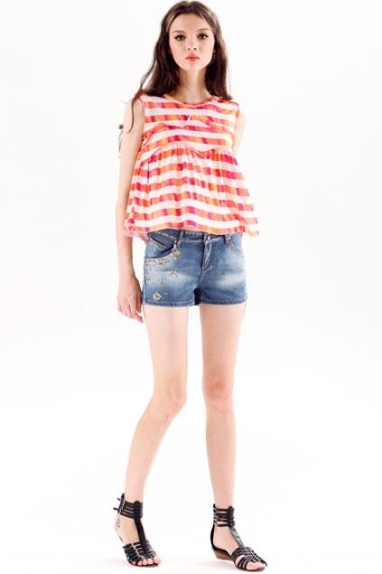 Oasap Bead Embellished Washed Mini Shorts