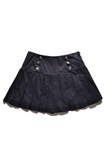 Oasap Alloy Buckle Embellished Pleated Skirt-style Shorts