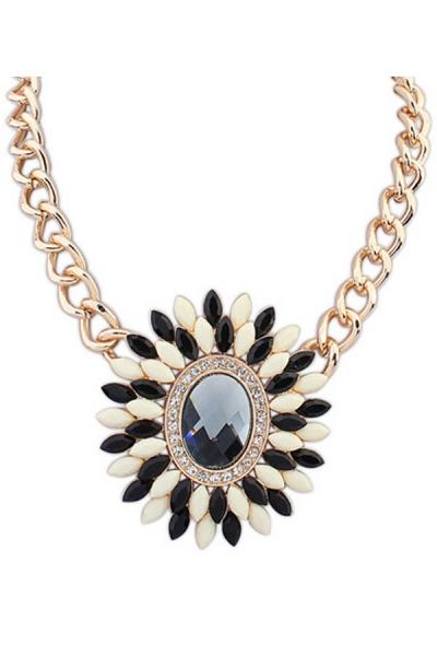 Oasap Bold Retro Round Faux Stone Choker