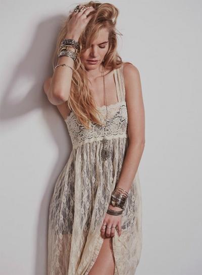 Oasap Spaghetti Strap Sleeveless Solid Color Lace Maxi Dress