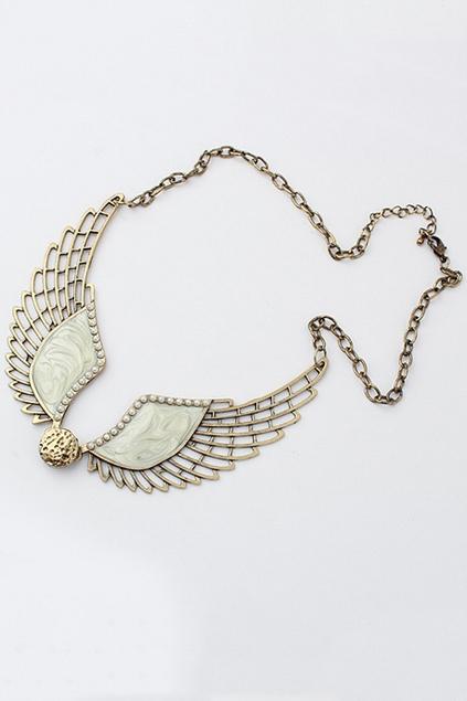 Oasap Pearl Embellished Wing Shaped Necklace