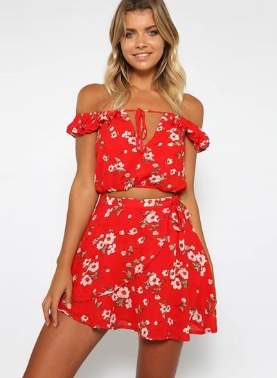 Oasap Floral Printed Off Shoulder Crop Top Mini Skirt Set