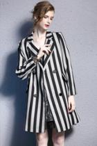 Oasap Fashion Stripe Notch Lapel Slant Pocket Coat