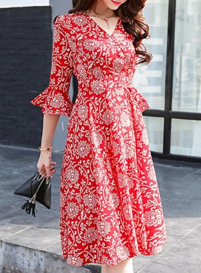 Oasap V Neck Flare Sleeve Floral A-line Midi Dress