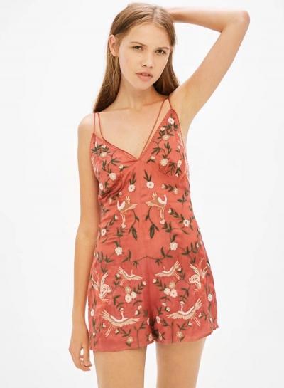Oasap Deep V Neck Sleeveless Backless Embroidered Romper