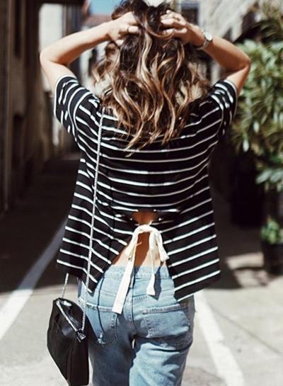 Oasap Round Neck Striped Printed Back Slit Tee Shirt