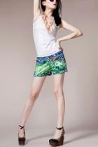 Oasap Colorful Leopard Printing Turned Cuff Shorts