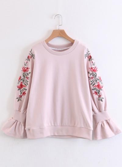 Oasap Round Neck Floral Embroidery Flare Sleeve Sweatshirt