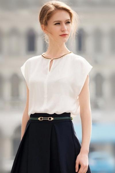 Oasap Demure White Chiffon Blouse