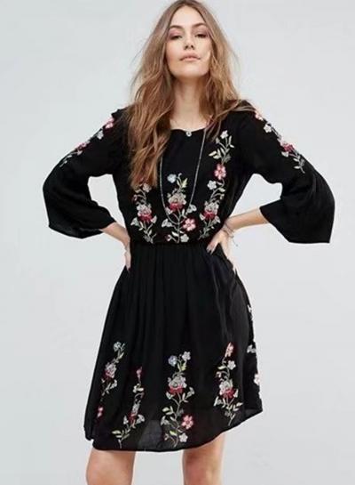Oasap Casual 3/4 Sleeve Floral Embroidery A-line Pleated Dress