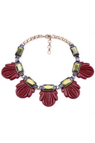 Oasap Embossing Leaf Bib Necklace