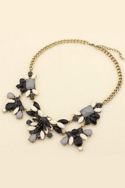 Oasap Attractive Faux Stone Bib Necklace