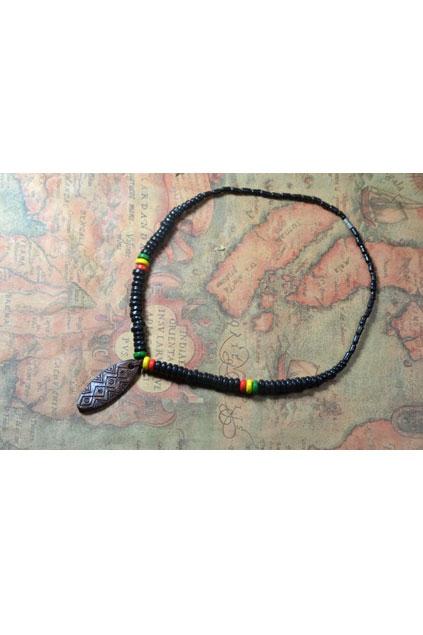 Oasap Wood Fish Pendant With Bead Chain