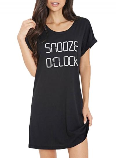 Oasap Women's Letter Graphic Round Neck Knit Dress