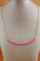 Oasap Fluorescence Chain Necklace