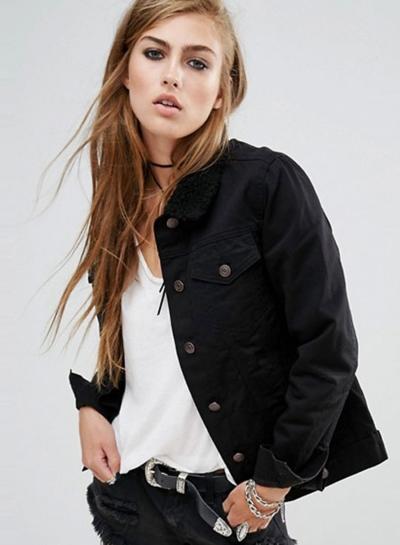 Oasap Women's Oversized Boyfriend Denim Jacket With Back Slogan