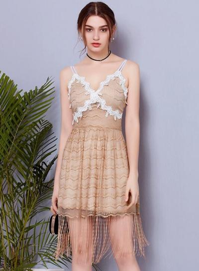 Oasap Spaghetti Strap Hollow Out Tassels Decoration Lace Dress