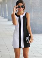 Oasap Round Neck Sleeveless Casual Mini Dresses
