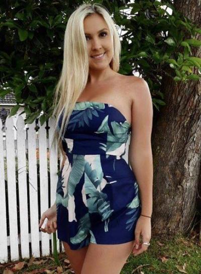 Oasap Fashion Strapless Leaf Printed Romper