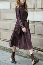 Oasap Vintage Long Sleeve Print Pleated Midi Dress