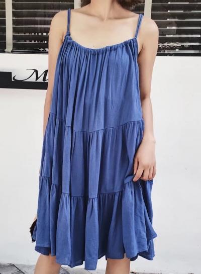 Oasap Spaghetti Strap Sleeveless Backless Loose Fit Pleated Dress