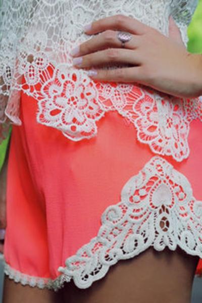 Oasap Sweet Pink Lace Splice Woman Shorts