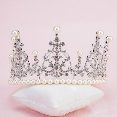 Oasap Crystal Pearl Tiara Crowns Hair Accessory With Light