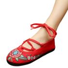 Oasap Floral Embroidery Lace-up Flat Dance Old Beijing Shoes