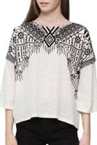 Oasap Women's Fashion National Wind Embroideriy Fringe Trim Pullover Tee