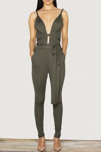 Oasap Stylish Solid Color Plunging Neck Slim Fit Jumpsuit