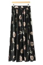 Oasap Stylish Pleated Black Floral Skirt