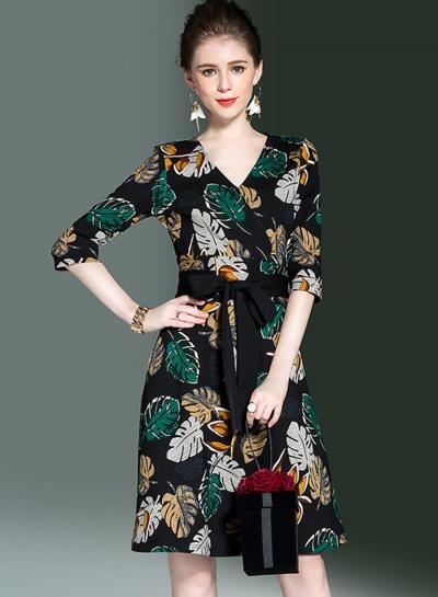 Oasap Leaf Print V Neck 3/4 Sleeve A-line Dress