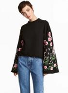 Oasap Round Neck Flare Sleeve Floral Embroidery Sweatshirt