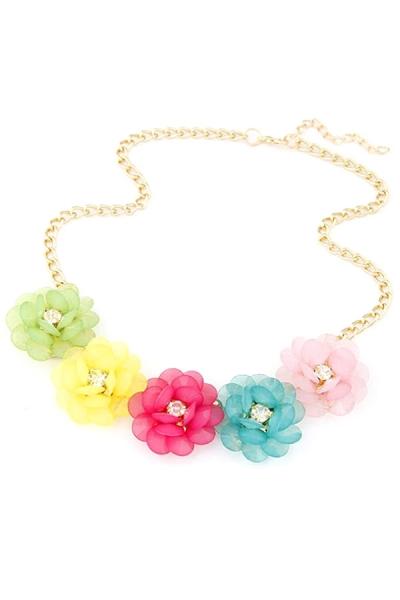 Oasap Bewitching Multicolor Rosette Necklace