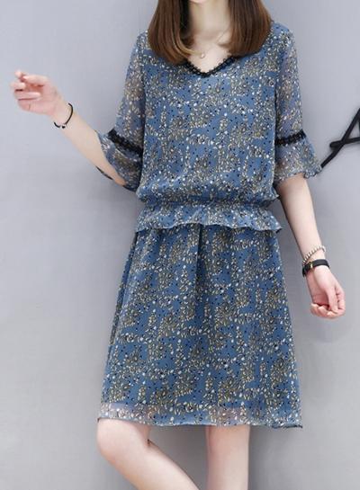 Oasap V Neck Floral Print Flare Sleeve Dress