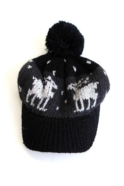 Oasap Colored Deer Print Knitted Cap