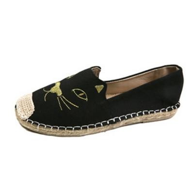 Oasap Round Toe Cat Embroidery Flat Heels Shoes